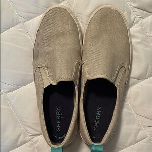 Sperry women’s Beige Slip-On Loafers
